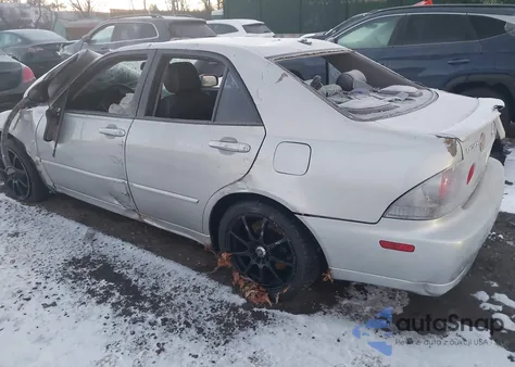 2002 Lexus Is 300 z USA, uszkodzony, nr VIN JTHBD192520052166